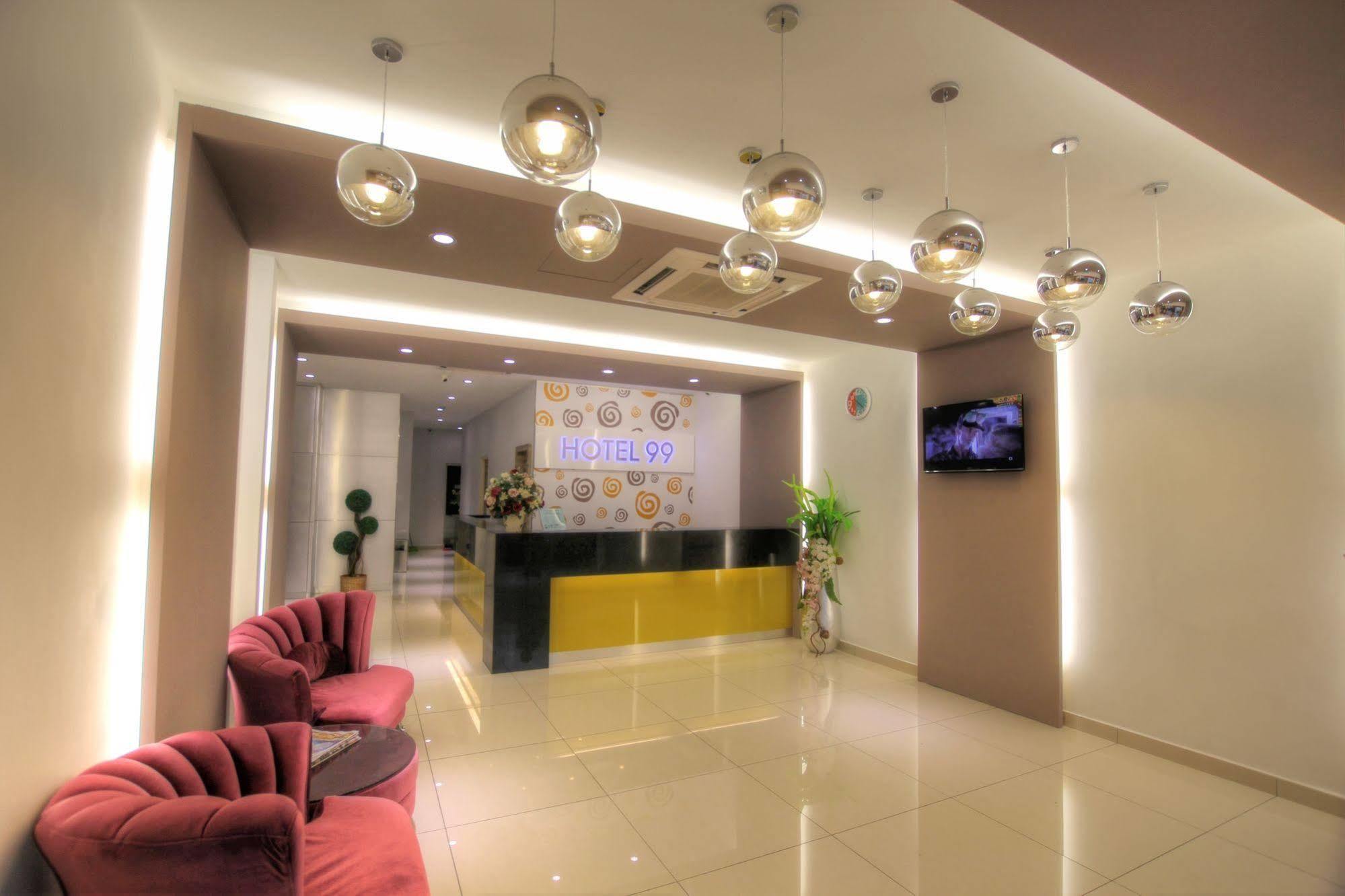 蒲种99普萨特班达尔酒店 普崇 外观 照片
